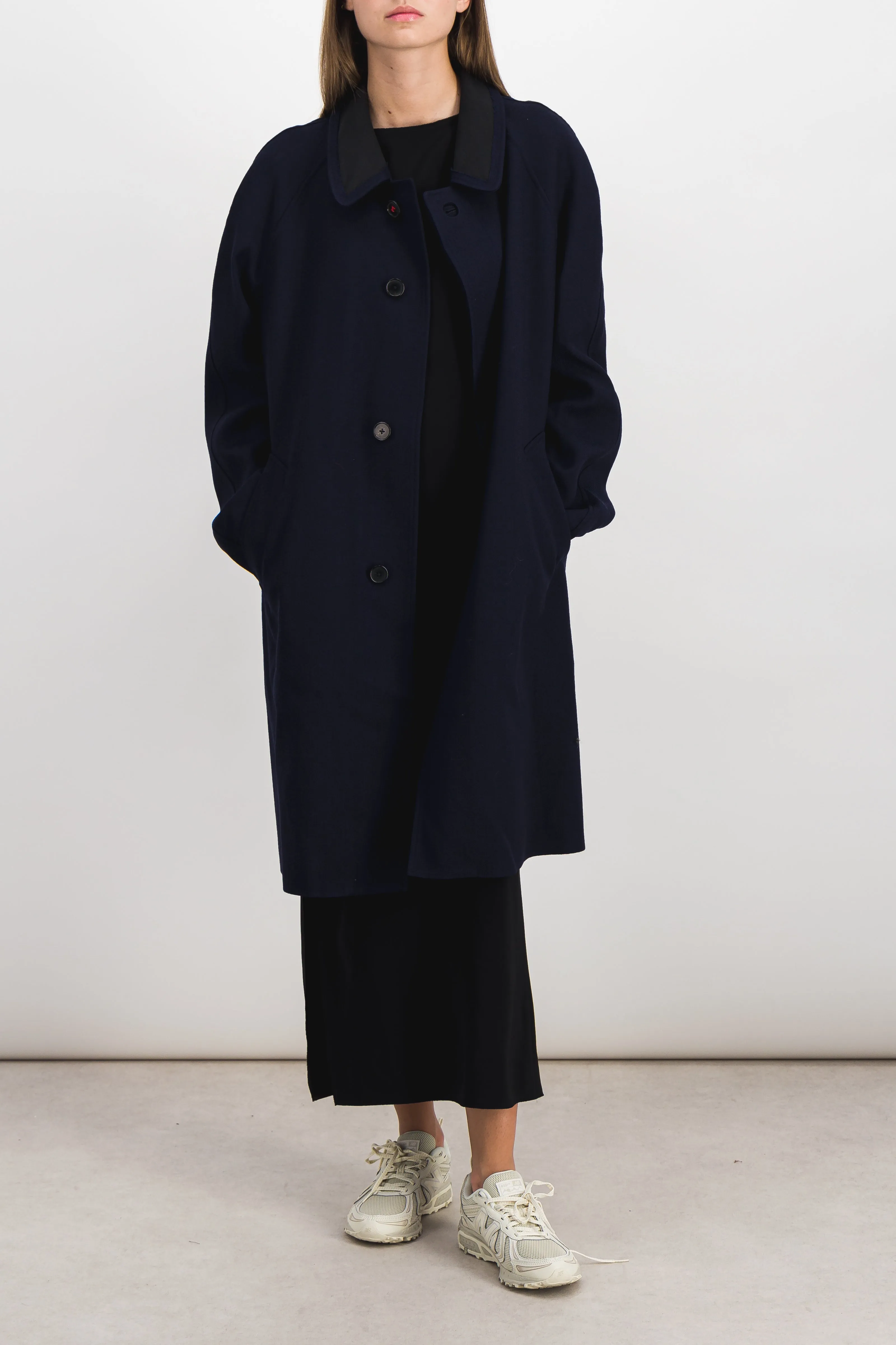 Straight virgin wool coat