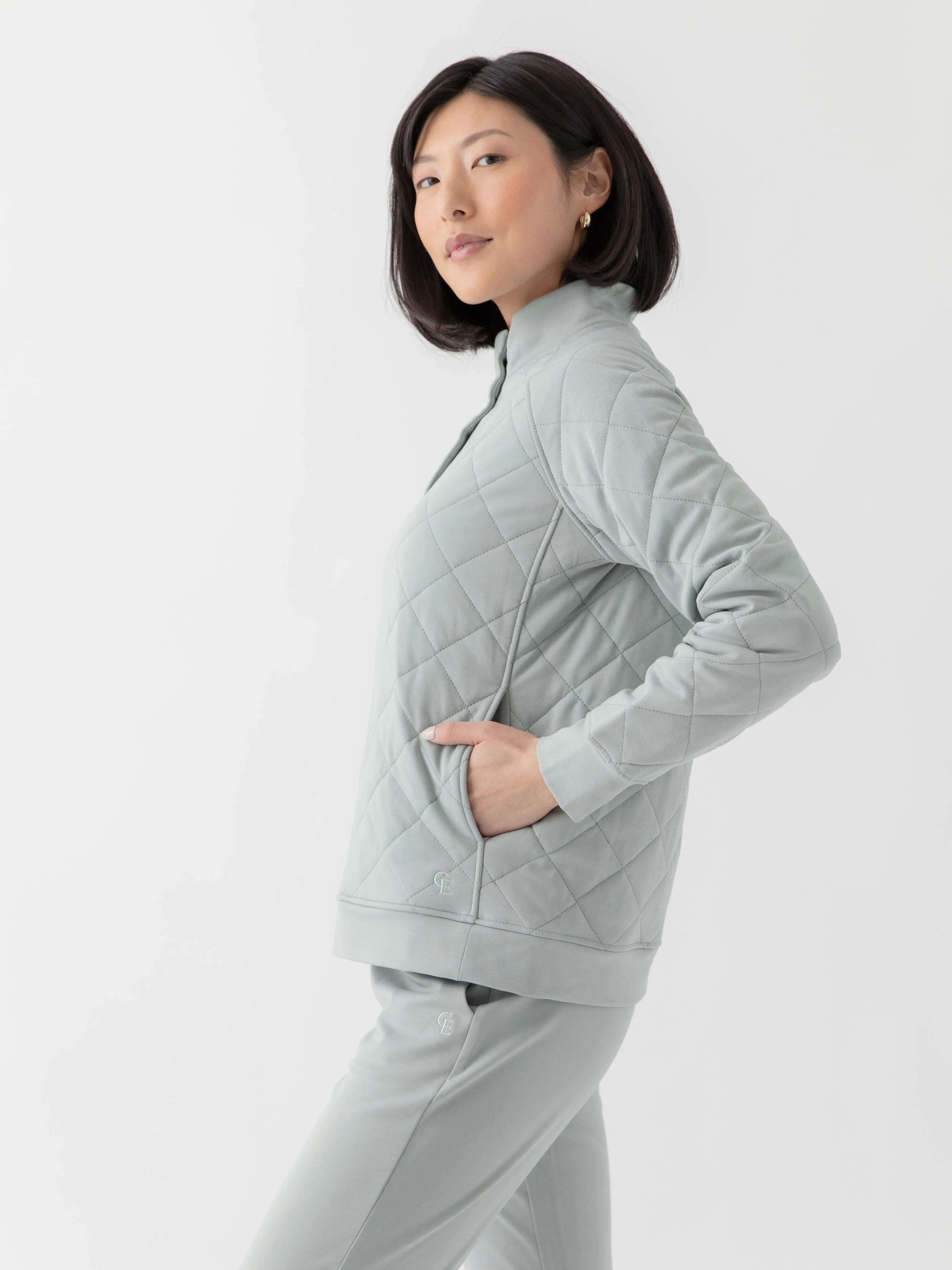 Women's Ultra-Soft Bamboo Quilted Snap Pullover