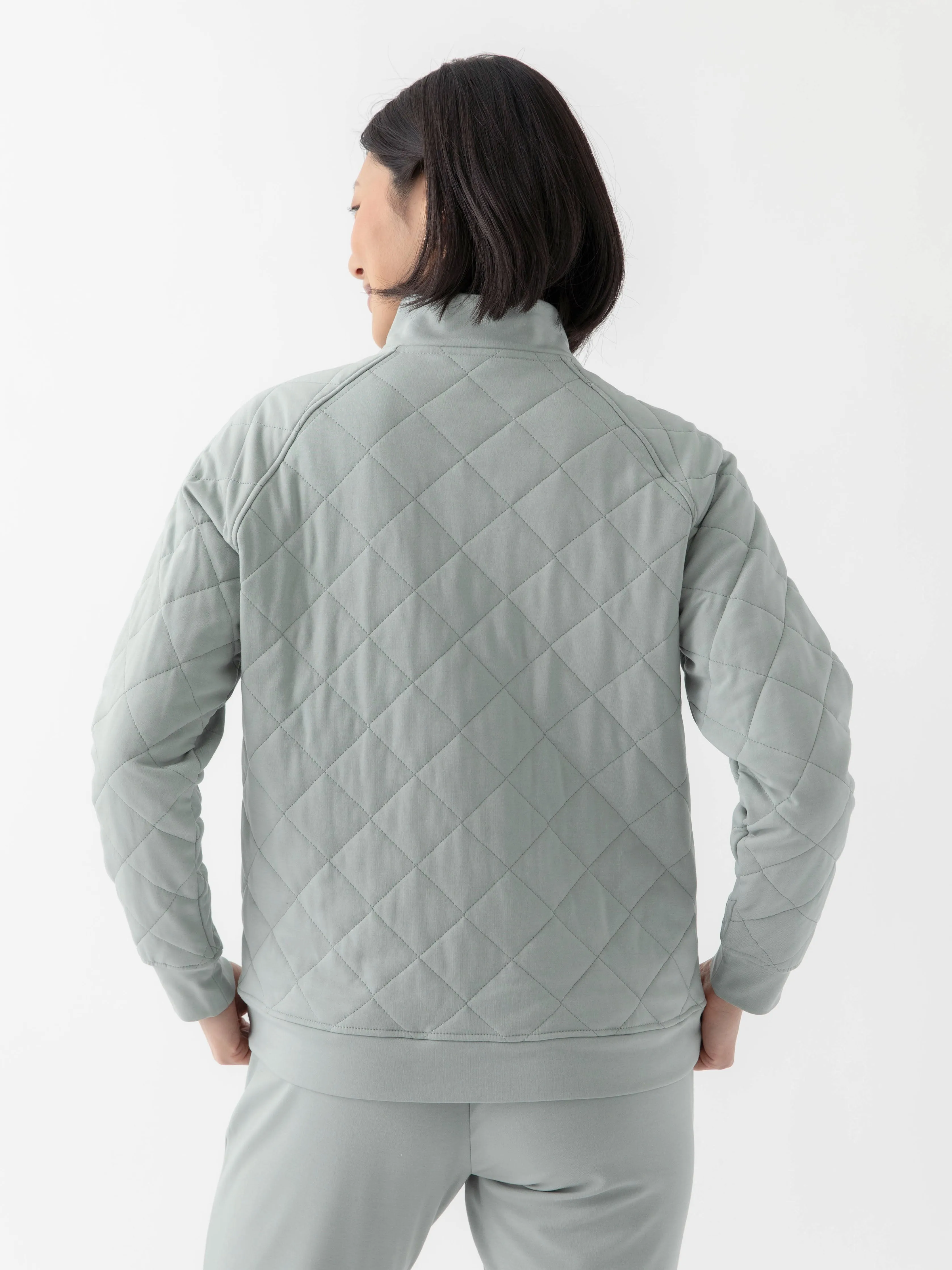 Women's Ultra-Soft Bamboo Quilted Snap Pullover