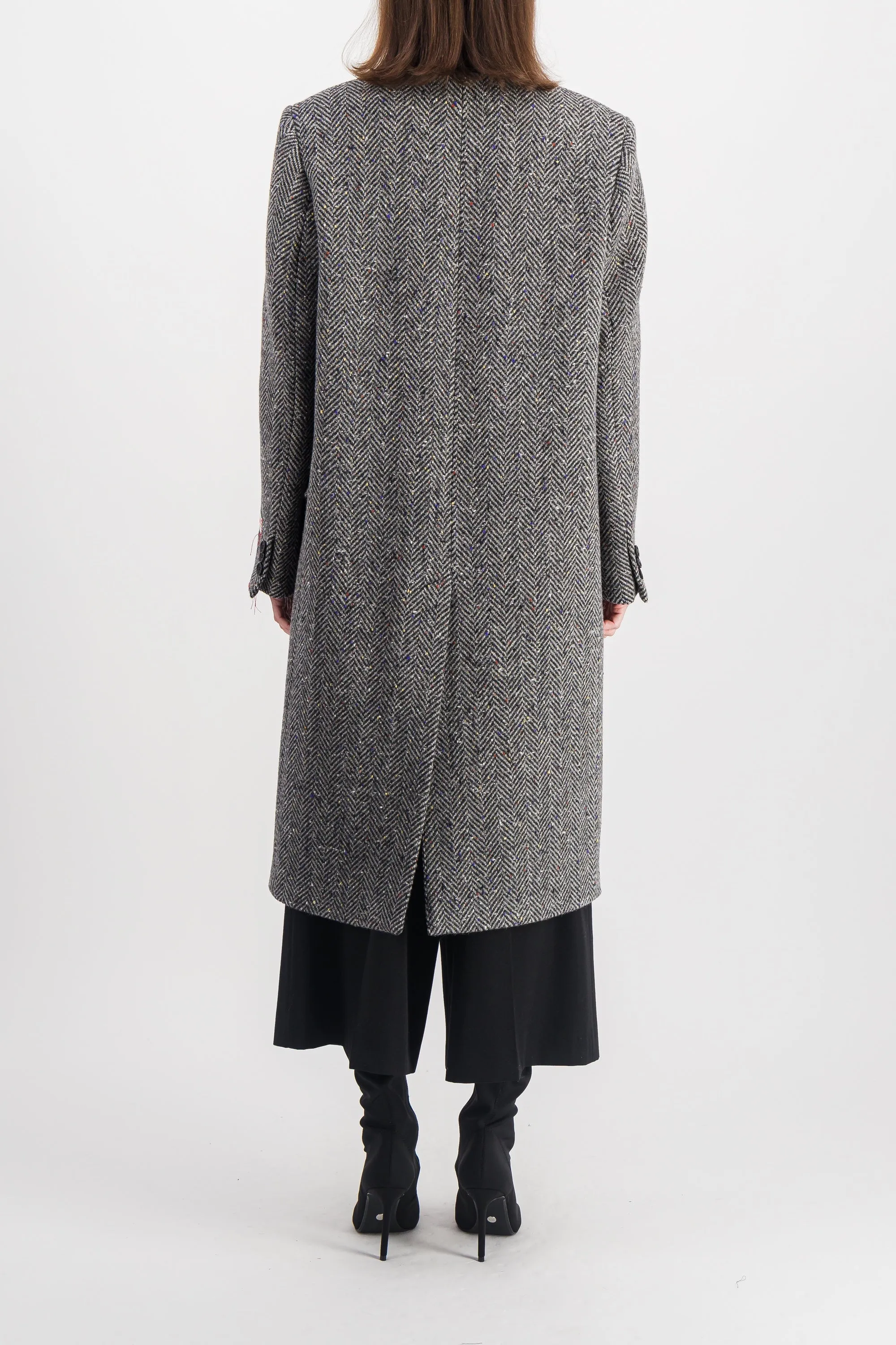 Wool straight coat with velvet collar